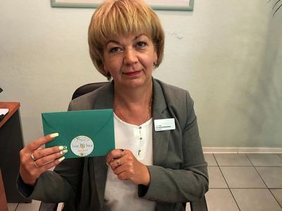 Ломтева Екатерина получила признание от коллег и руководства за преданность «Анле-Дент»